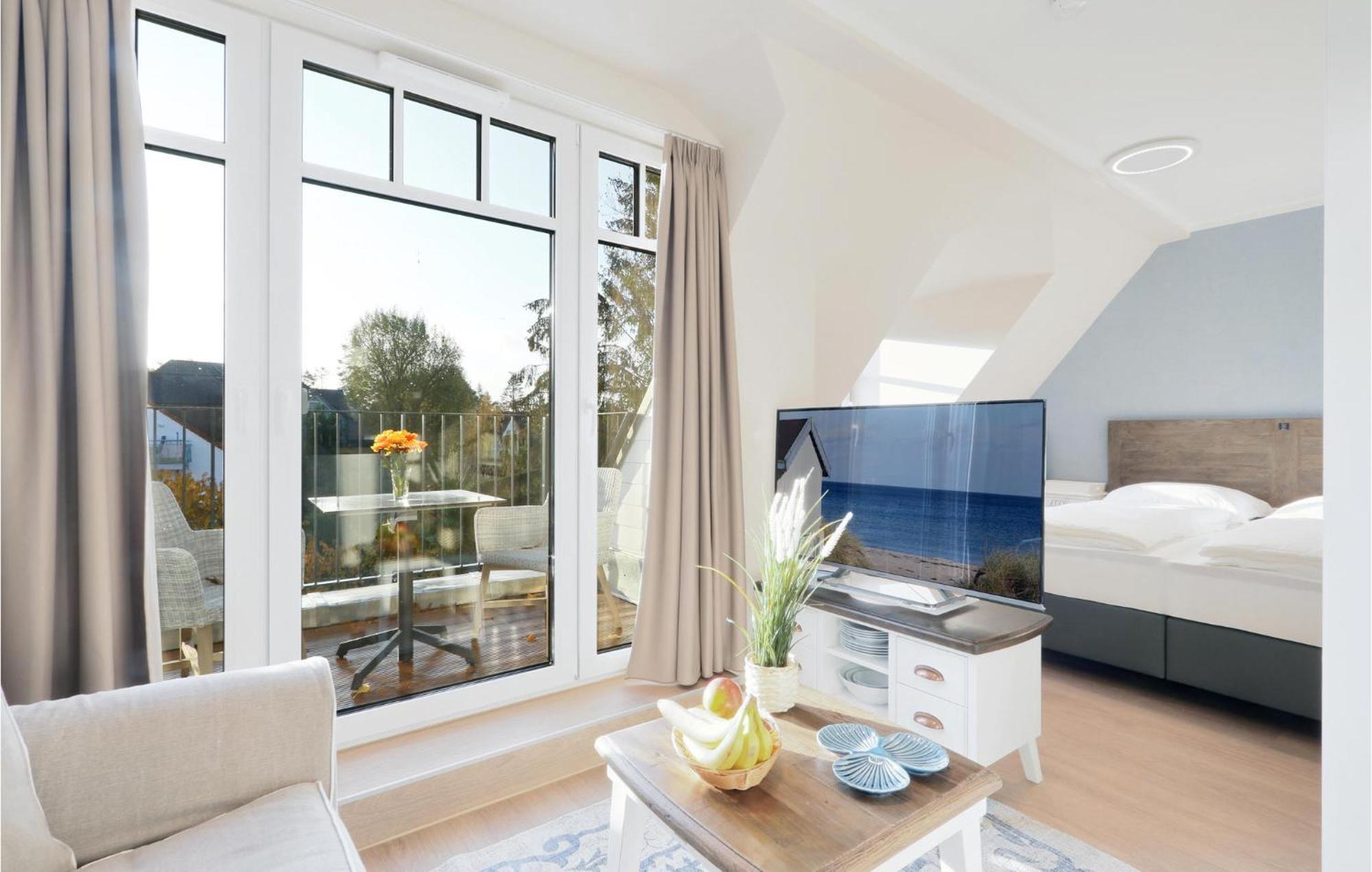 Amazing apartment in Ostseebad Boltenhagen with Sauna&WiFi Buitenkant foto