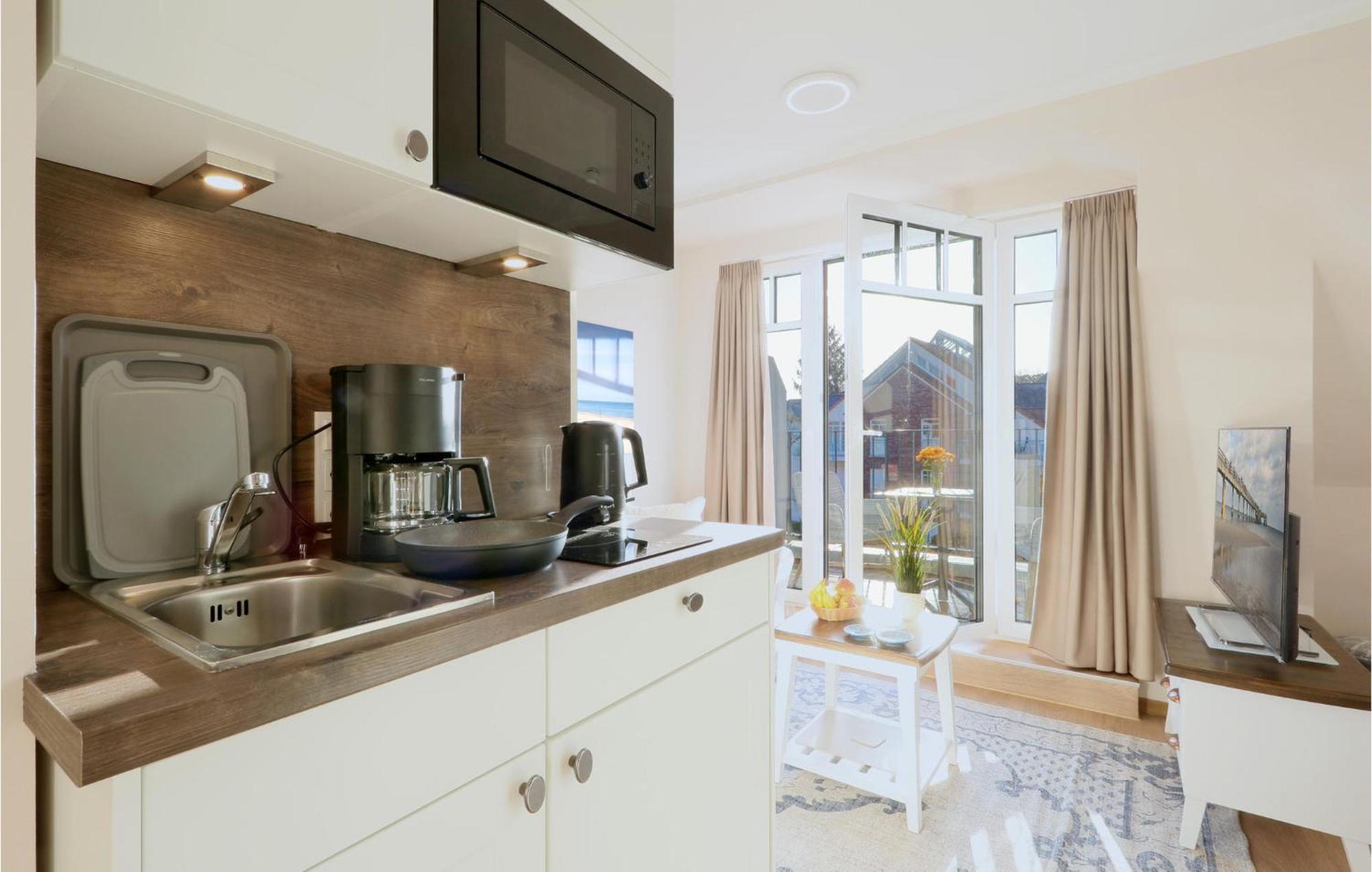 Amazing apartment in Ostseebad Boltenhagen with Sauna&WiFi Buitenkant foto